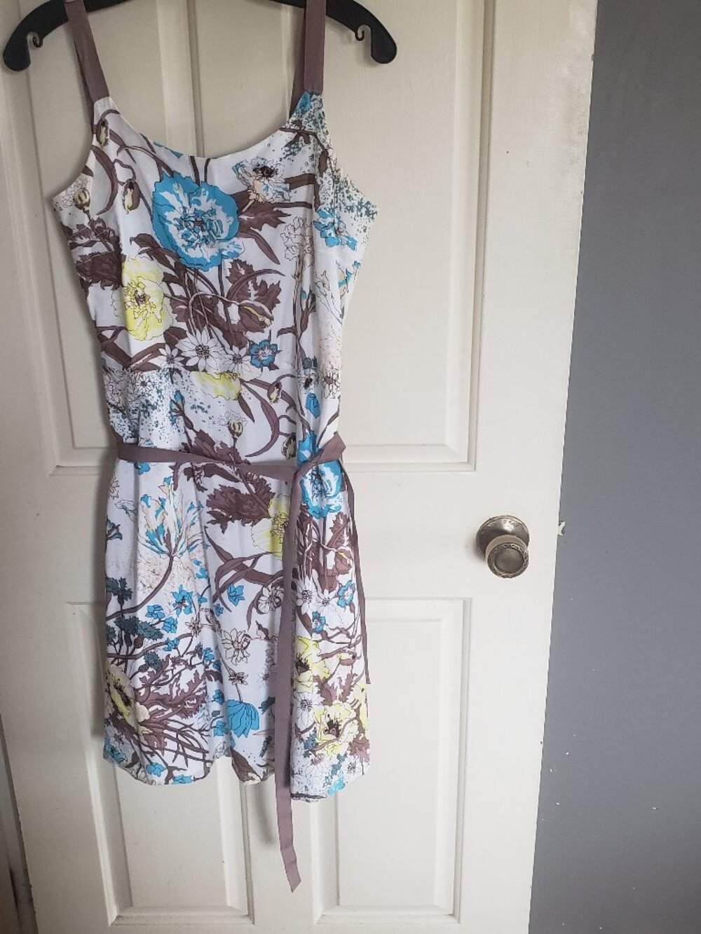 Reitman's womens sun dress with removable waist tie